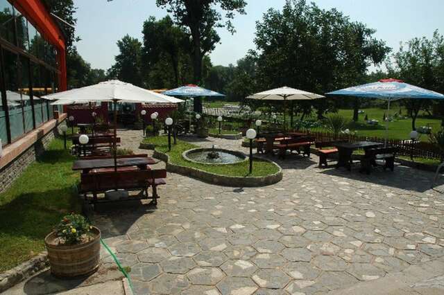 Мотели Complex 9th Kilometer Plovdiv Пловдив-33