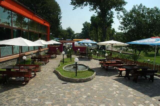 Мотели Complex 9th Kilometer Plovdiv Пловдив-34